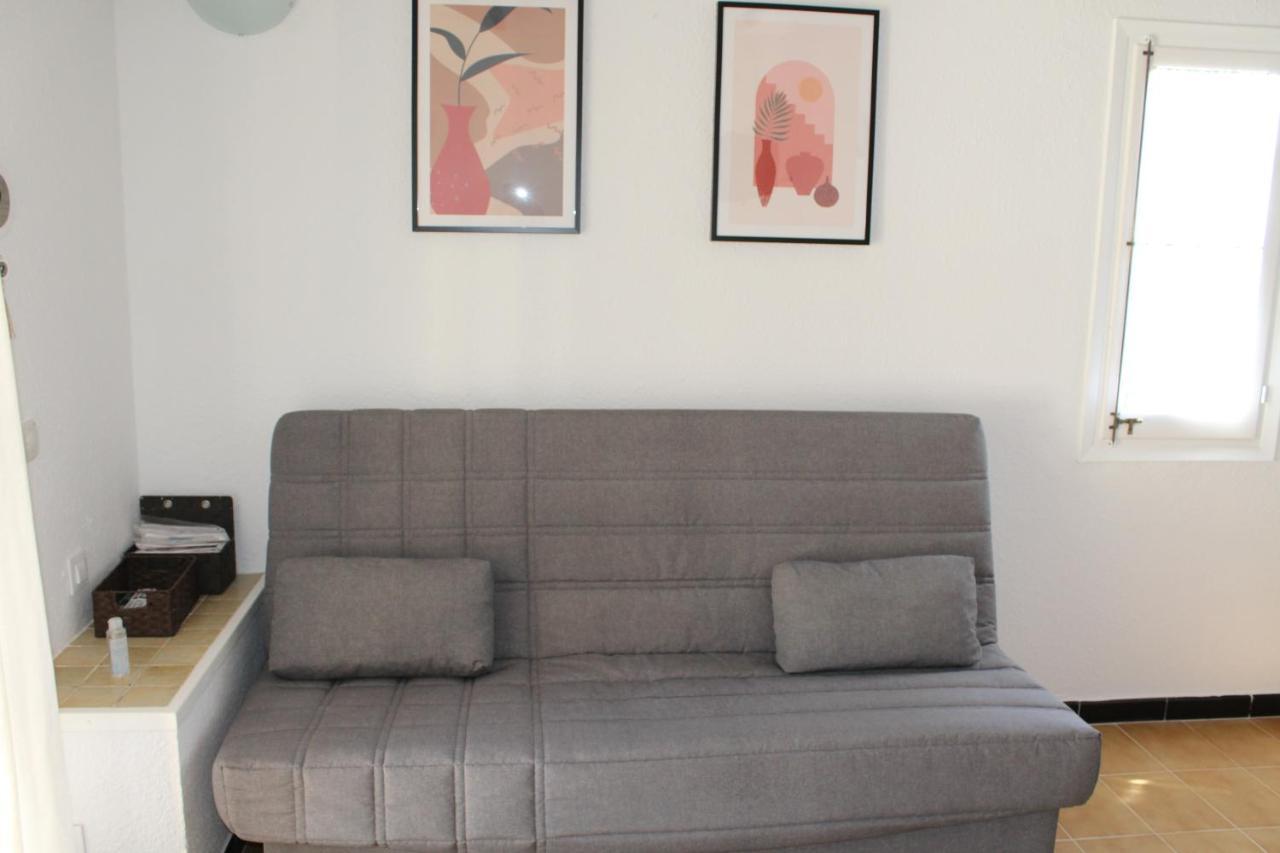 Apartamento Con Piscina En Ciudadela, Cala En Blanes Apartment Cala'N Blanes  Bagian luar foto