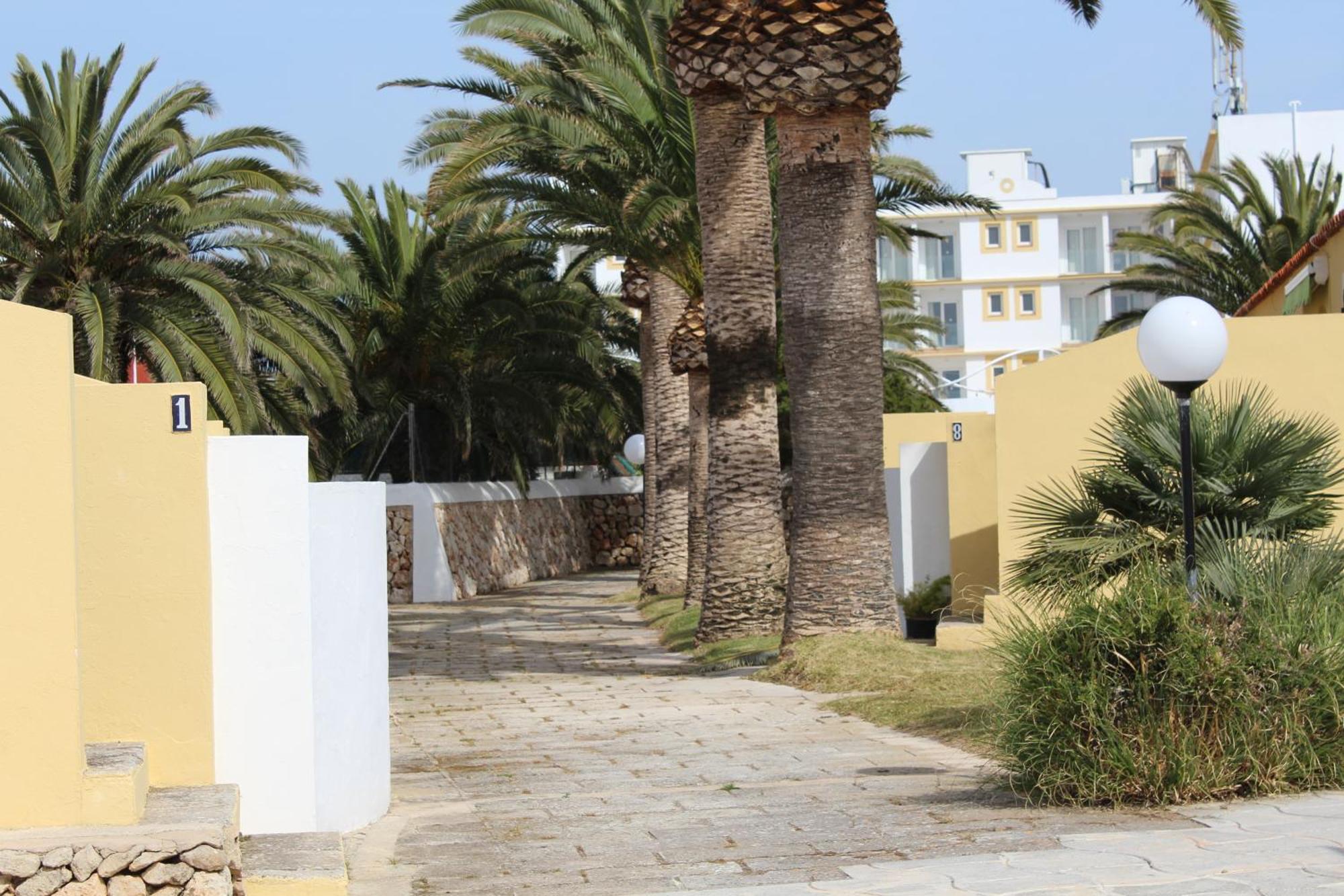 Apartamento Con Piscina En Ciudadela, Cala En Blanes Apartment Cala'N Blanes  Bagian luar foto